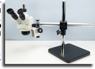 Long arm stereomicroscope