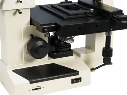 Cell culture microscope